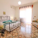 Isabels House In 10 Seats Otranto
