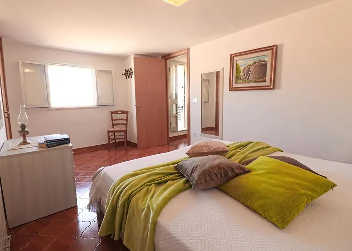 Holiday home Isabels House In 10 Seats *