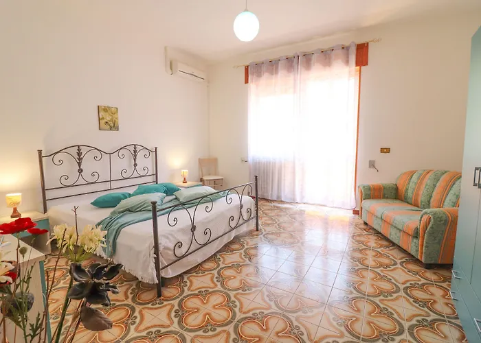 Isabels House In 10 Seats Otranto