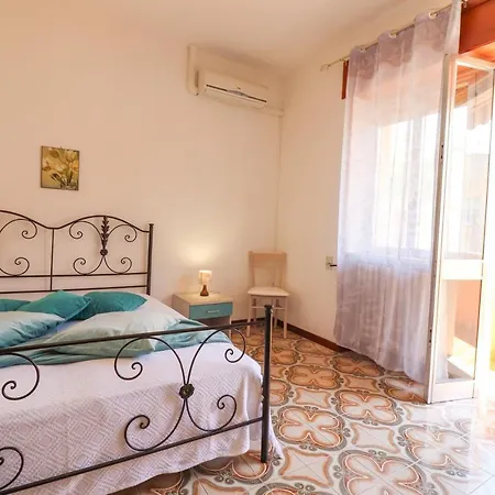 Сasa de vacaciones Isabels House In 10 Seats *