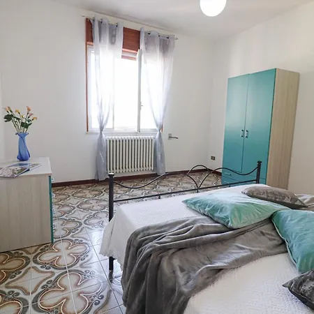 Isabels House In 10 Seats Otranto
