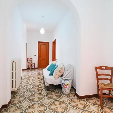 Isabels House In 10 Seats * أوترانتو
