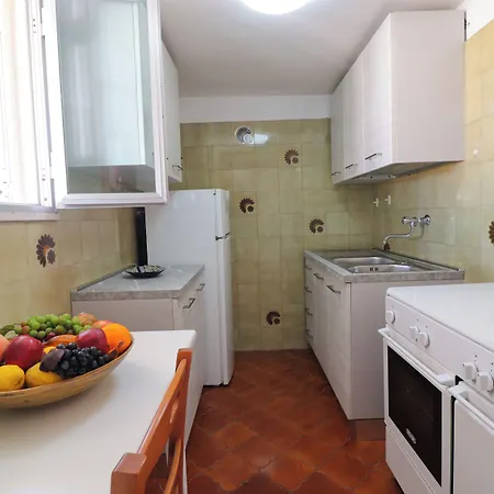 Isabels House In 10 Seats Otranto